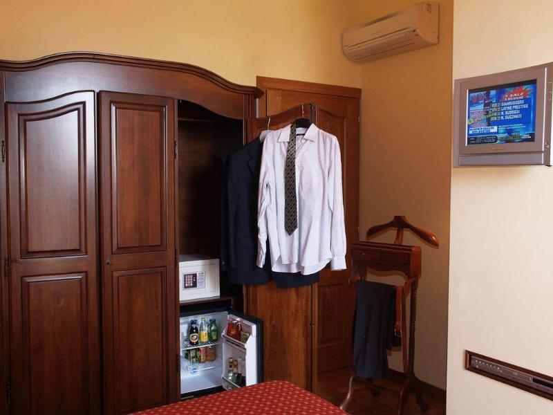 Petit Chateau Montecatini Terme Bagian luar foto